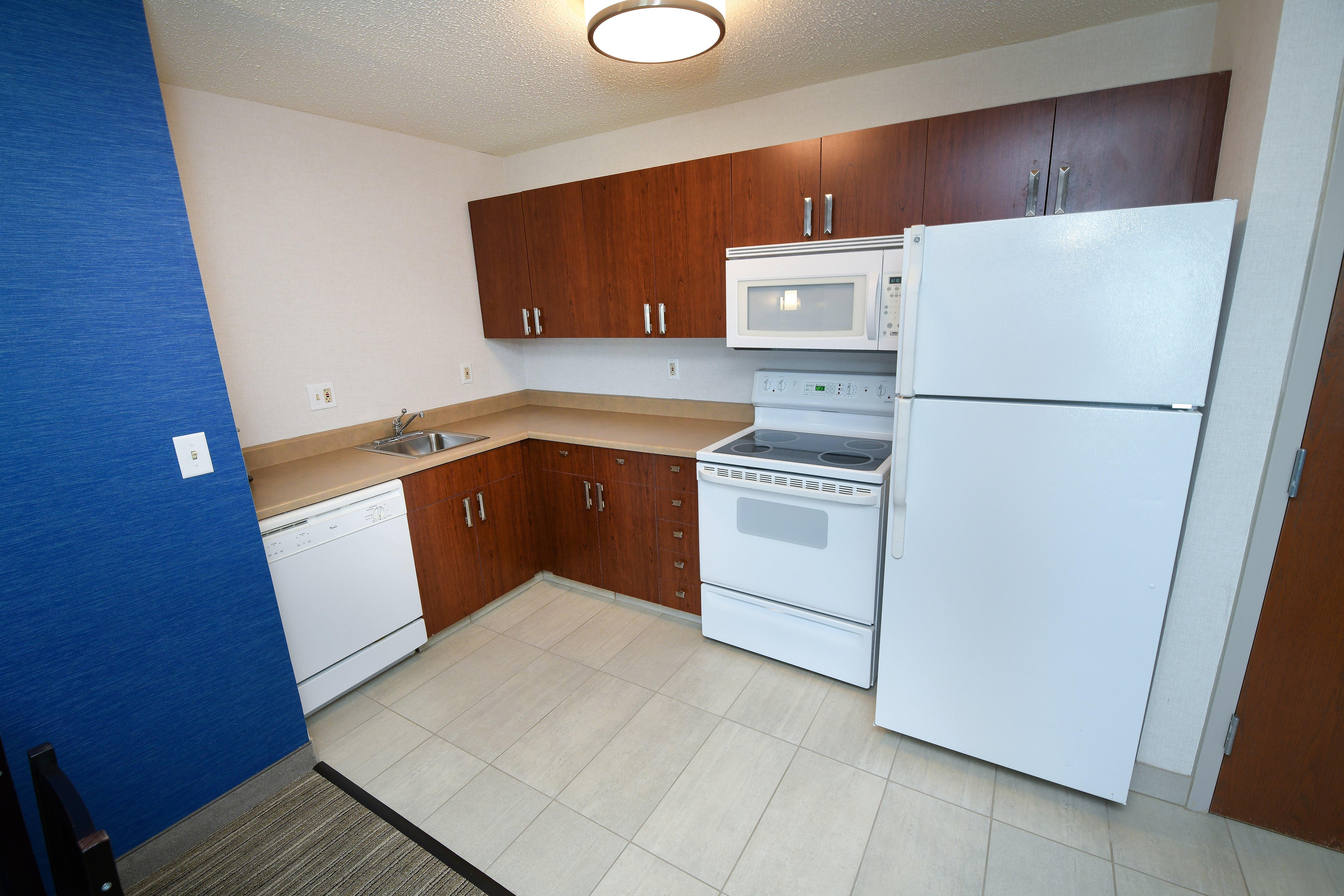 Holiday Inn Express Hotel & Suites Grand Forks By Ihg Екстериор снимка