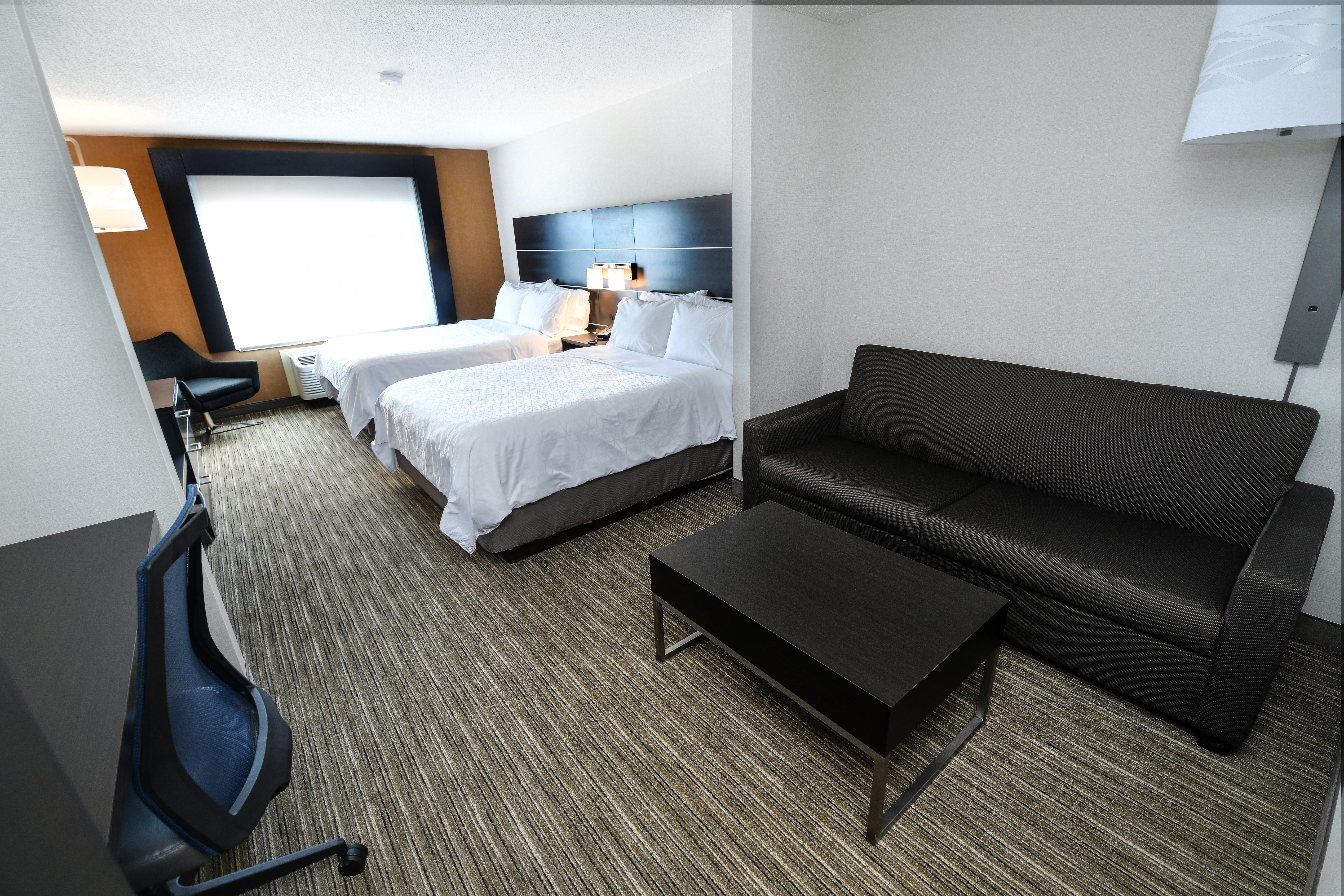 Holiday Inn Express Hotel & Suites Grand Forks By Ihg Екстериор снимка