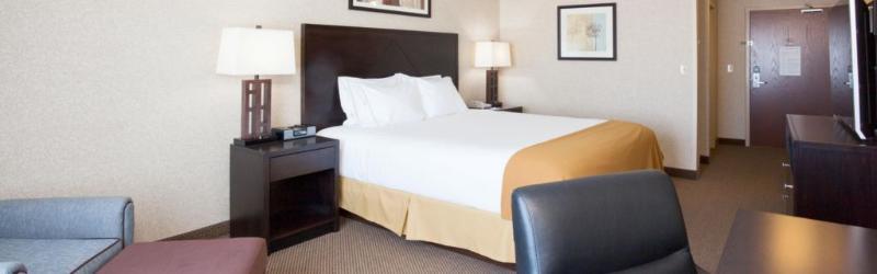 Holiday Inn Express Hotel & Suites Grand Forks By Ihg Екстериор снимка