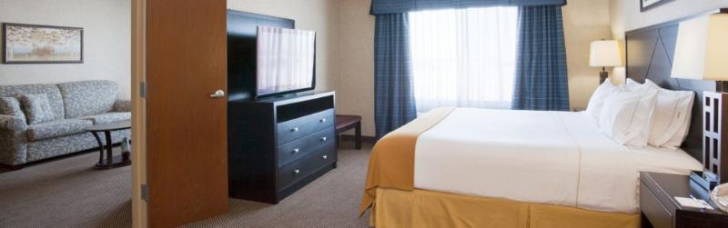 Holiday Inn Express Hotel & Suites Grand Forks, An Ihg Hotel Екстериор снимка